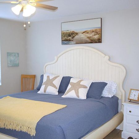 Naples Park Oasis - Cozy Two Bedroom Apartment Exterior foto